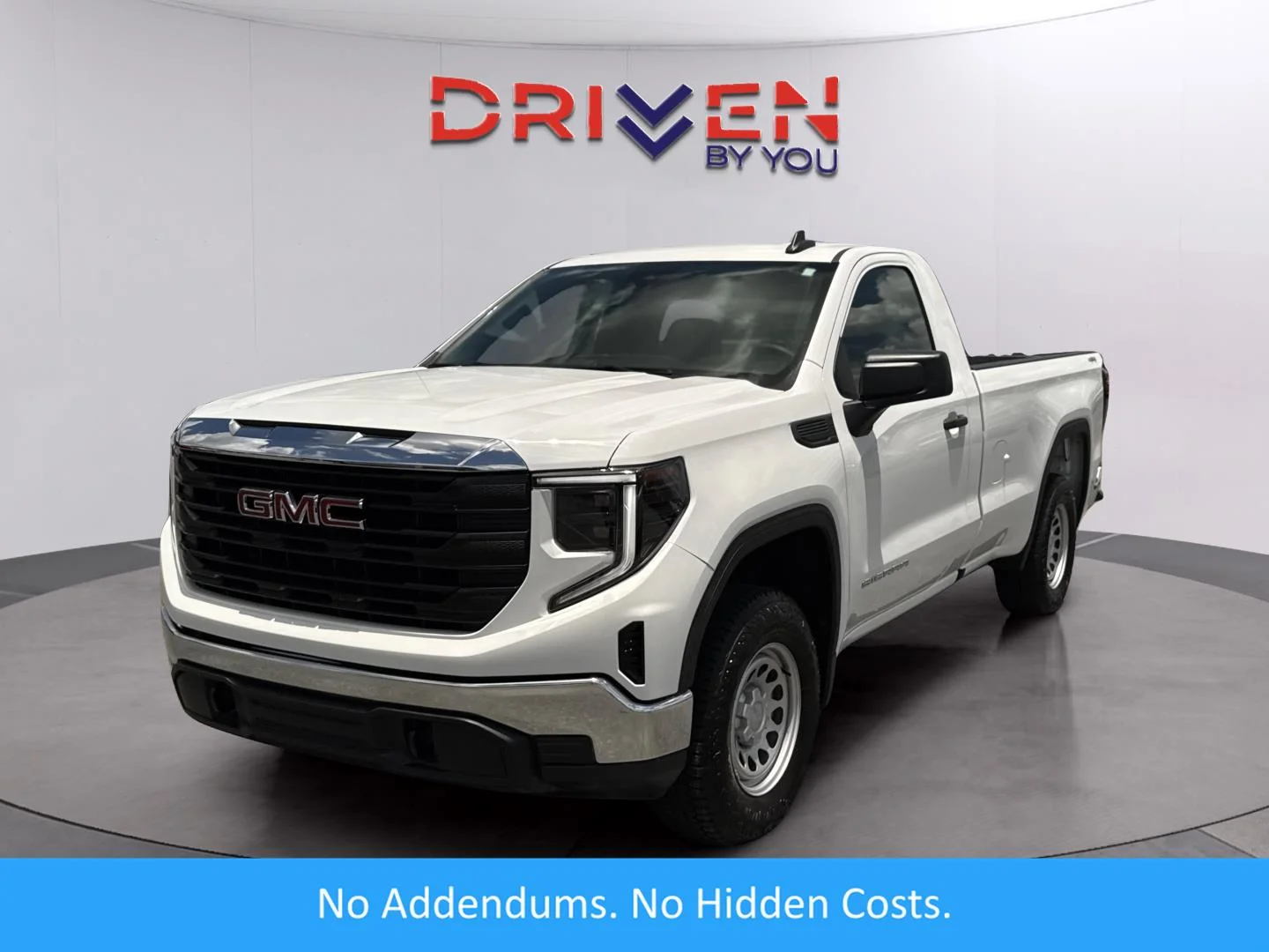 Used 2025 Summit White GMC Pro image 1