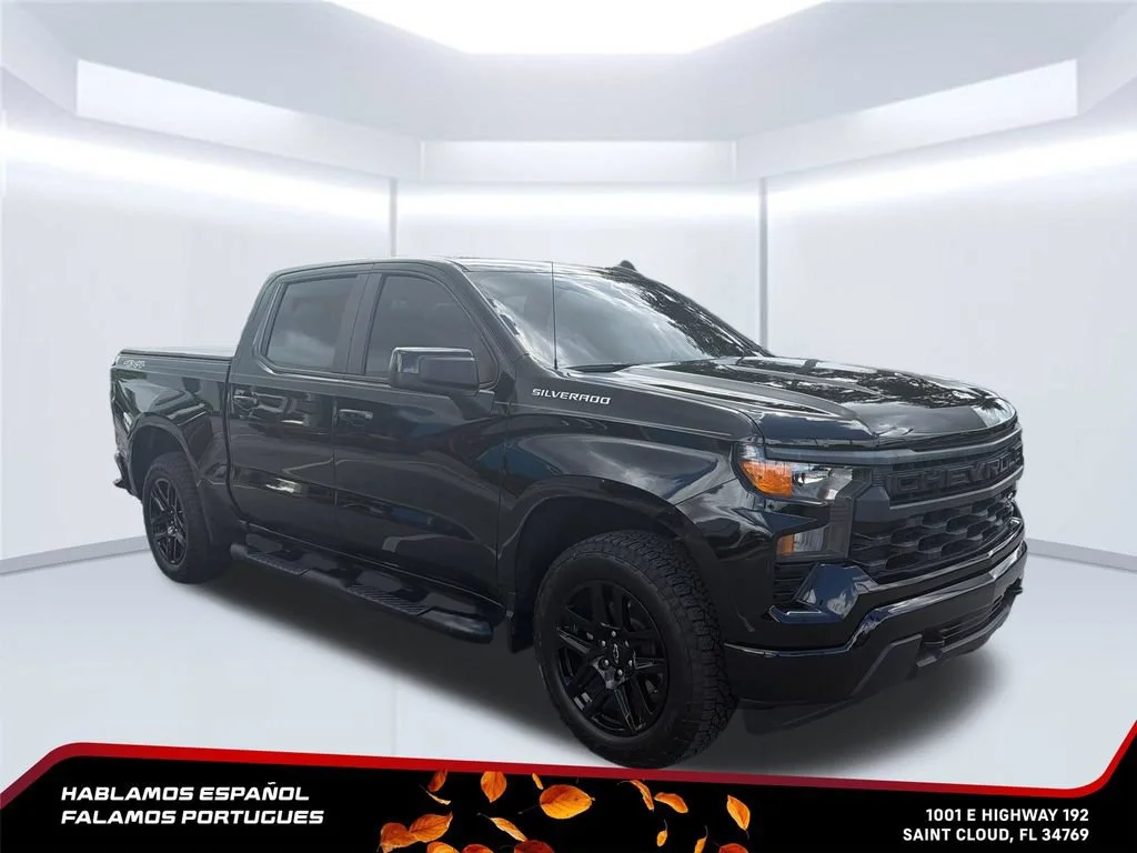 Used 2023 BLACK Chevrolet Custom image 7