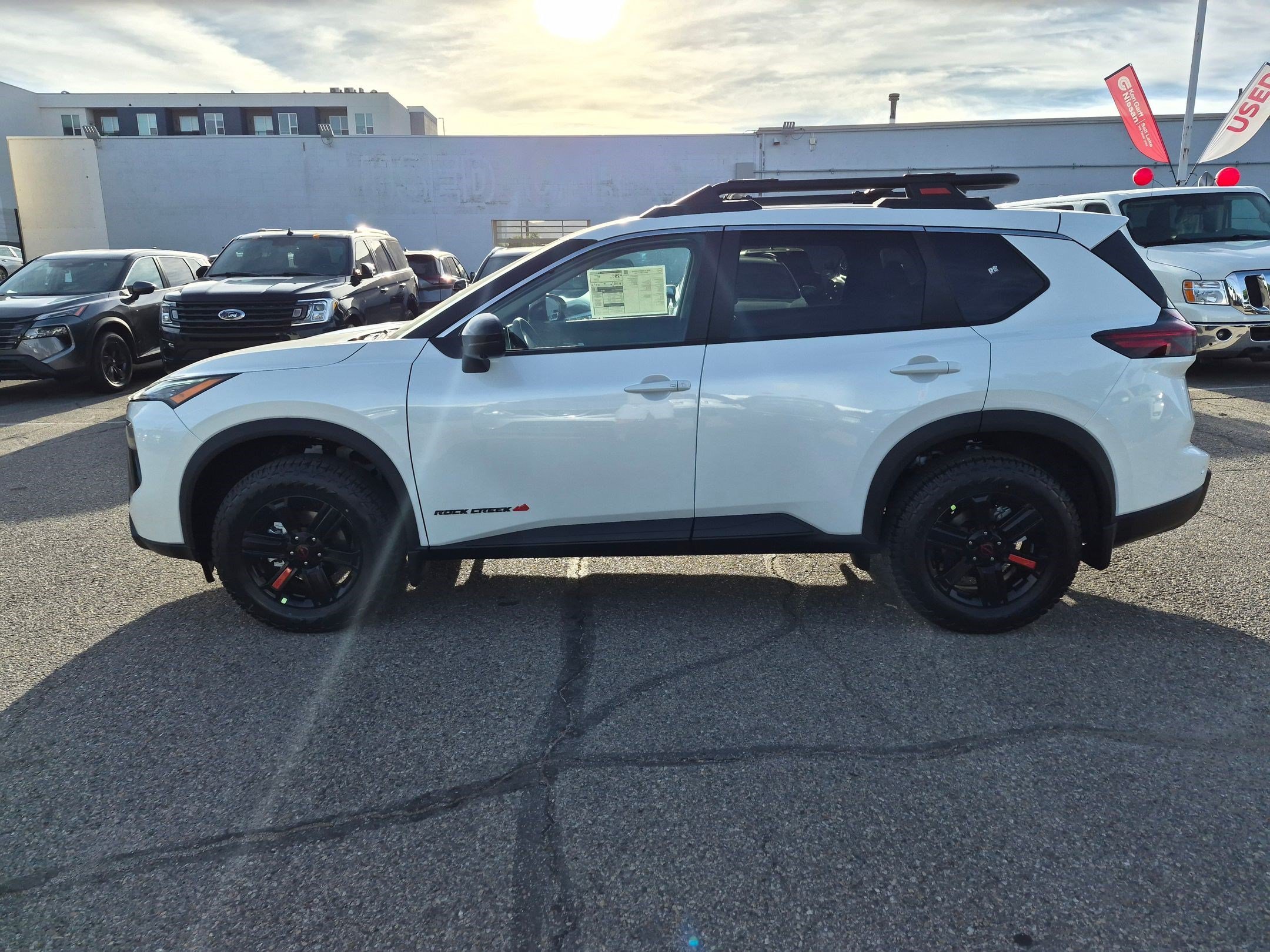 New 2026 Everest White Pearl TriCoat Nissan Rock Creek® image 7