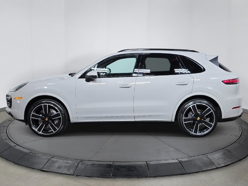 Used 2022  Porsche Platinum Edition image 2