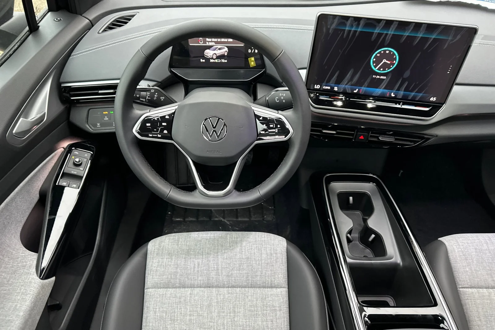 2025 Volkswagen ID.4 PRO - Photo 14