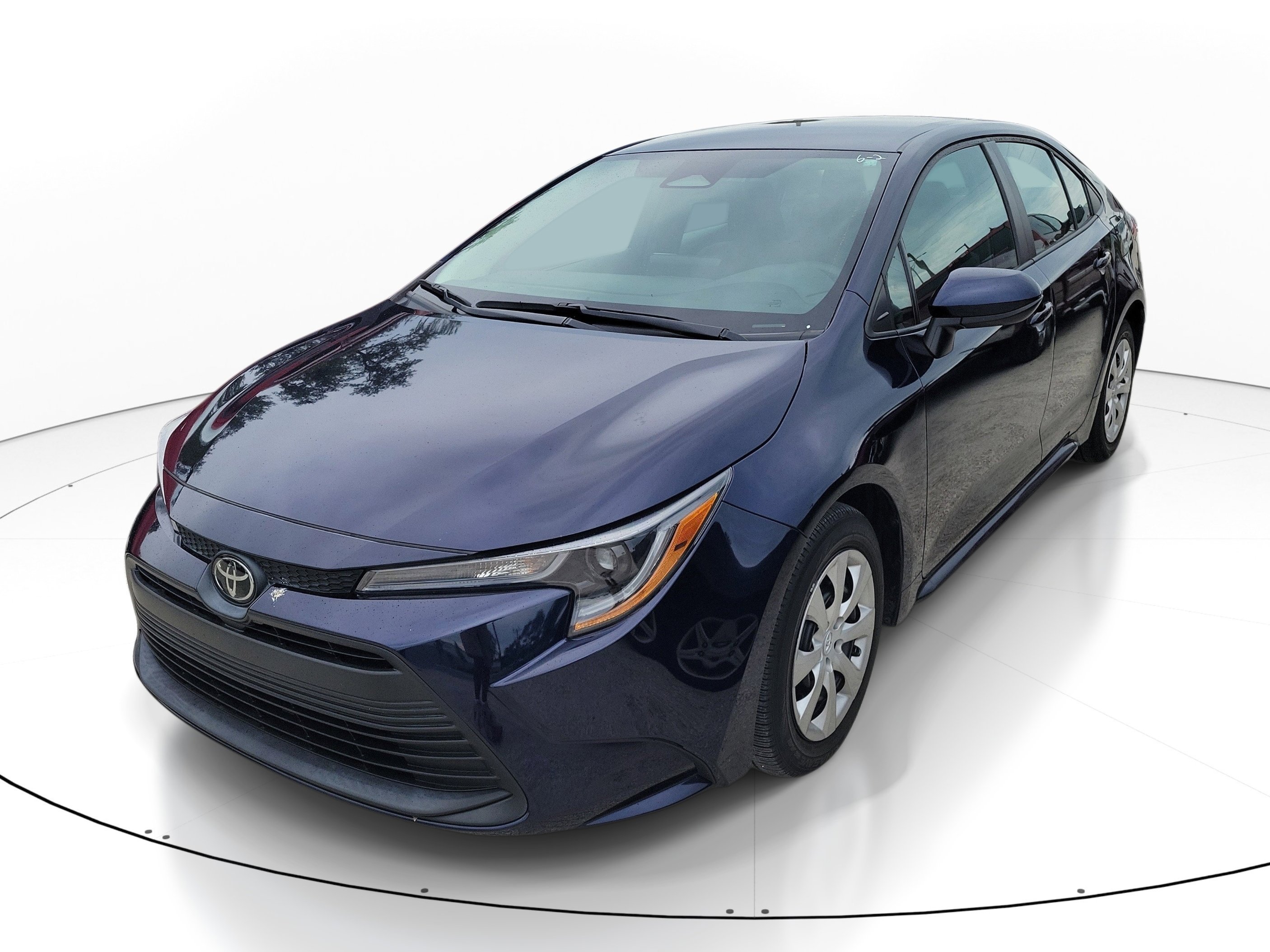 Used 2023 Blueprint Toyota LE image 2