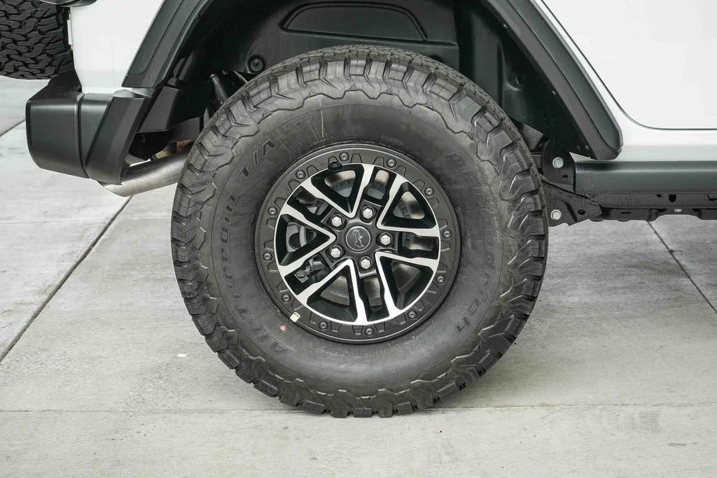 New 2026 Bright White Clear-Coat Exterior Paint Jeep Willys image 12