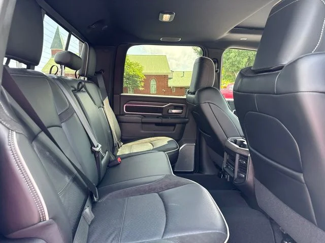 New 2026 Granite Crystal Metallic Clear-Coat Exterior Paint RAM Laramie image 11