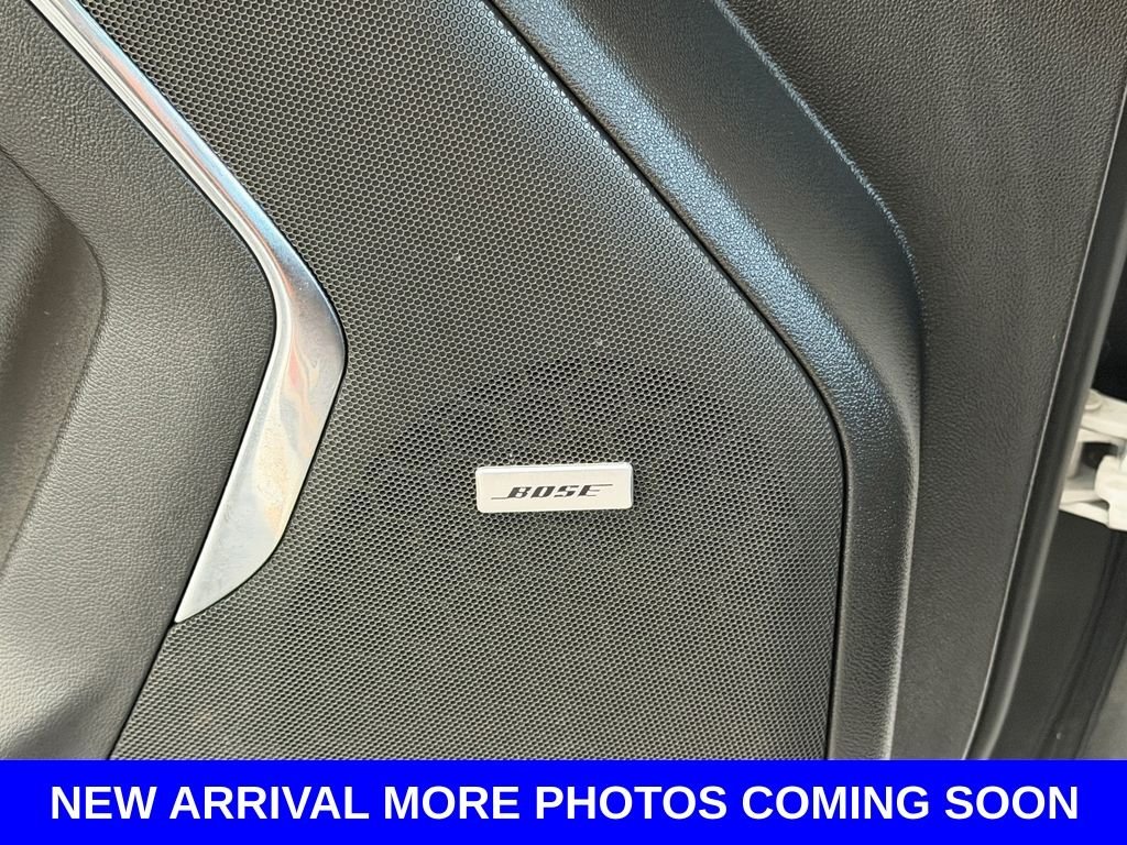 Used 2022 Beige Chevrolet Premier image 19