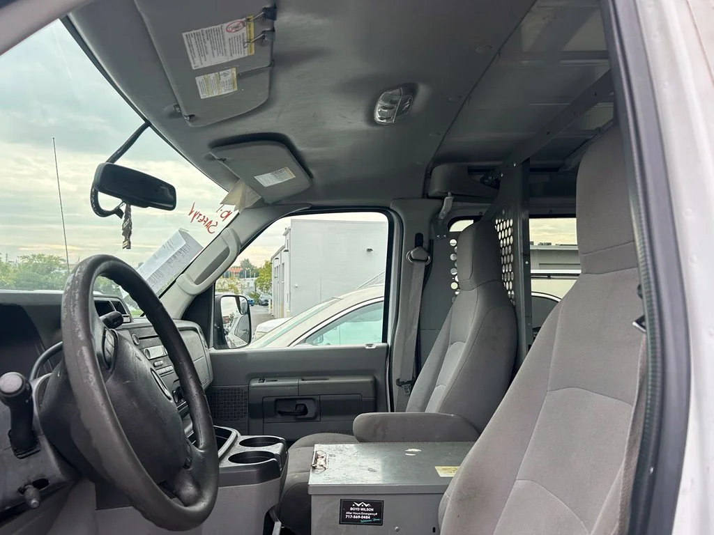 Used 2013 Oxford White Ford Commercial image 6