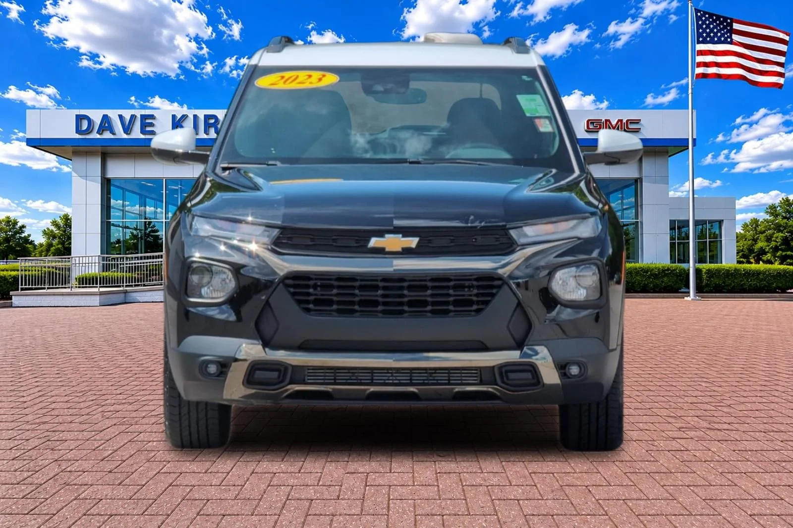 Used 2023 Mosaic Black Metallic Chevrolet ACTIV image 8
