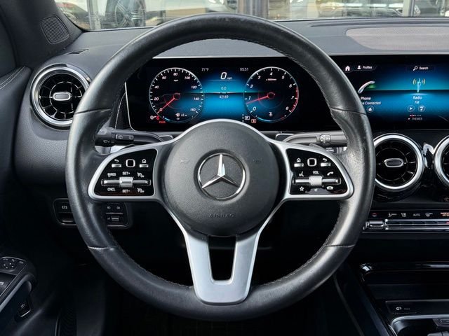 Used 2020 Silver Mercedes-Benz GLB 250 image 13