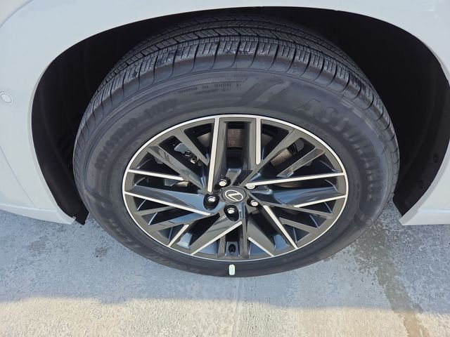 New 2026 Wind Chill Pearl Lexus 350 Premium image 10