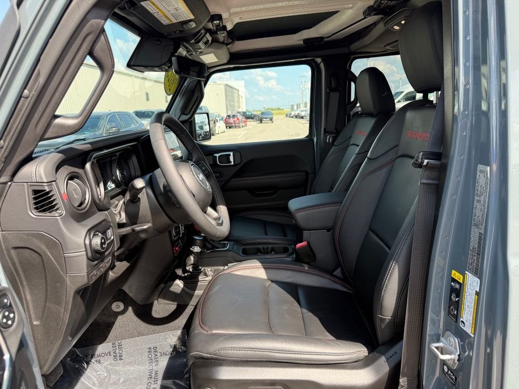 Used 2025 Gray Jeep Rubicon image 5