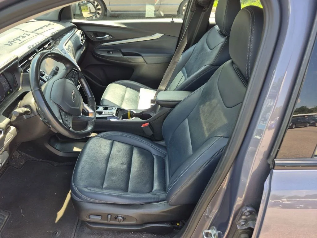 Used 2022 Gray Chevrolet LT image 12