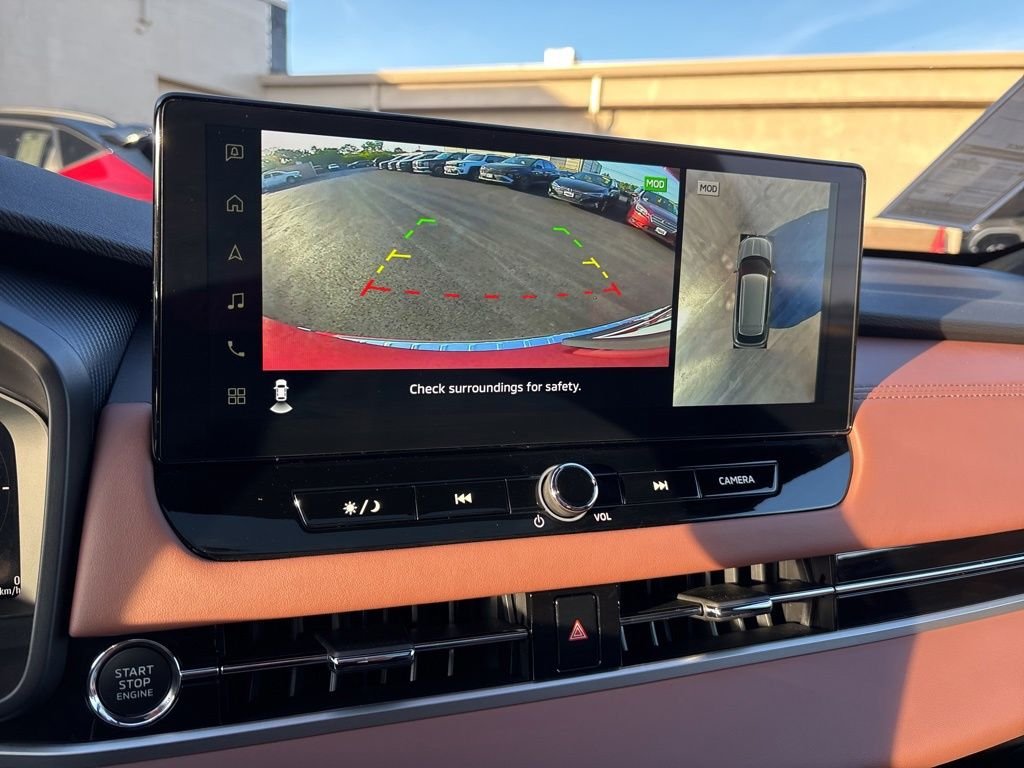 Used 2025  Mitsubishi SEL image 38