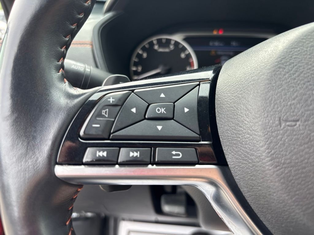 Used 2020 Red Nissan 2.5 SR image 20