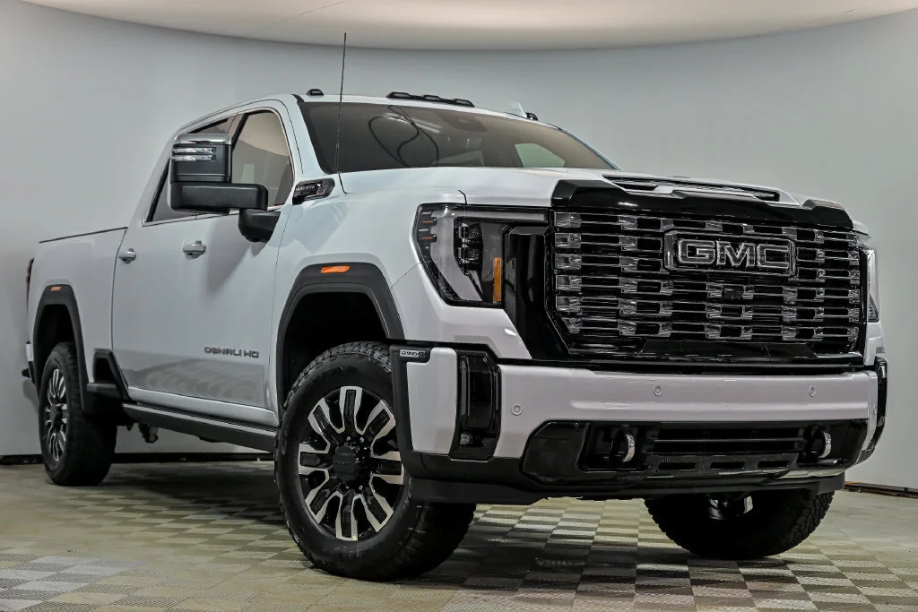 2026 GMC Sierra 2500HD Denali Ultimate - Photo 1