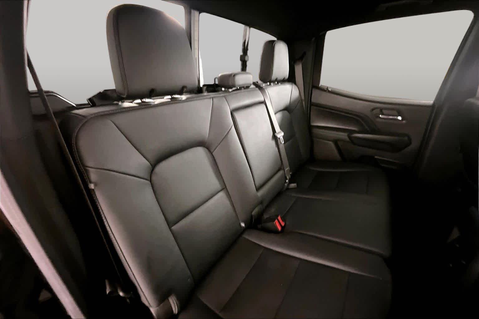 Used 2024 Onyx Black GMC 2WD Elevation image 19