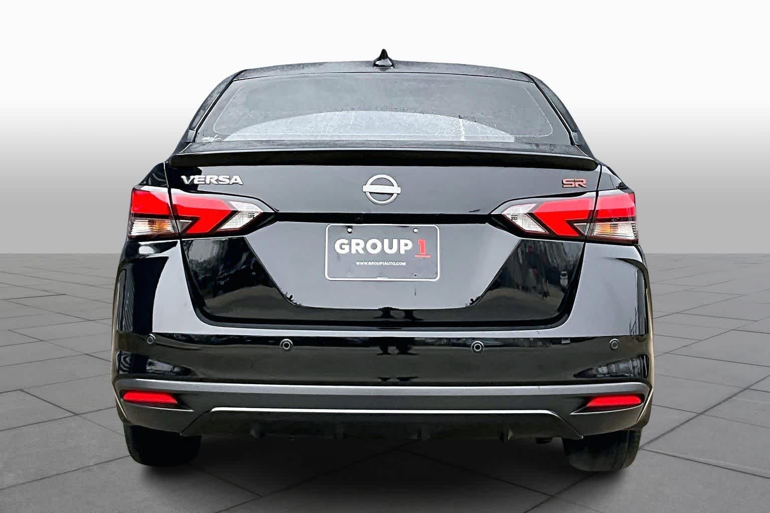 Used 2025 Super Black Nissan SR image 4