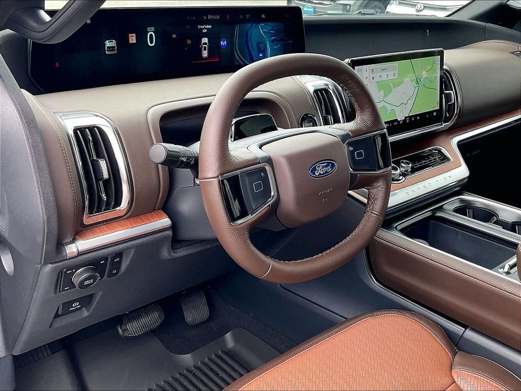 New 2026 Star White Metallic Tri-Coat Ford King Ranch image 9