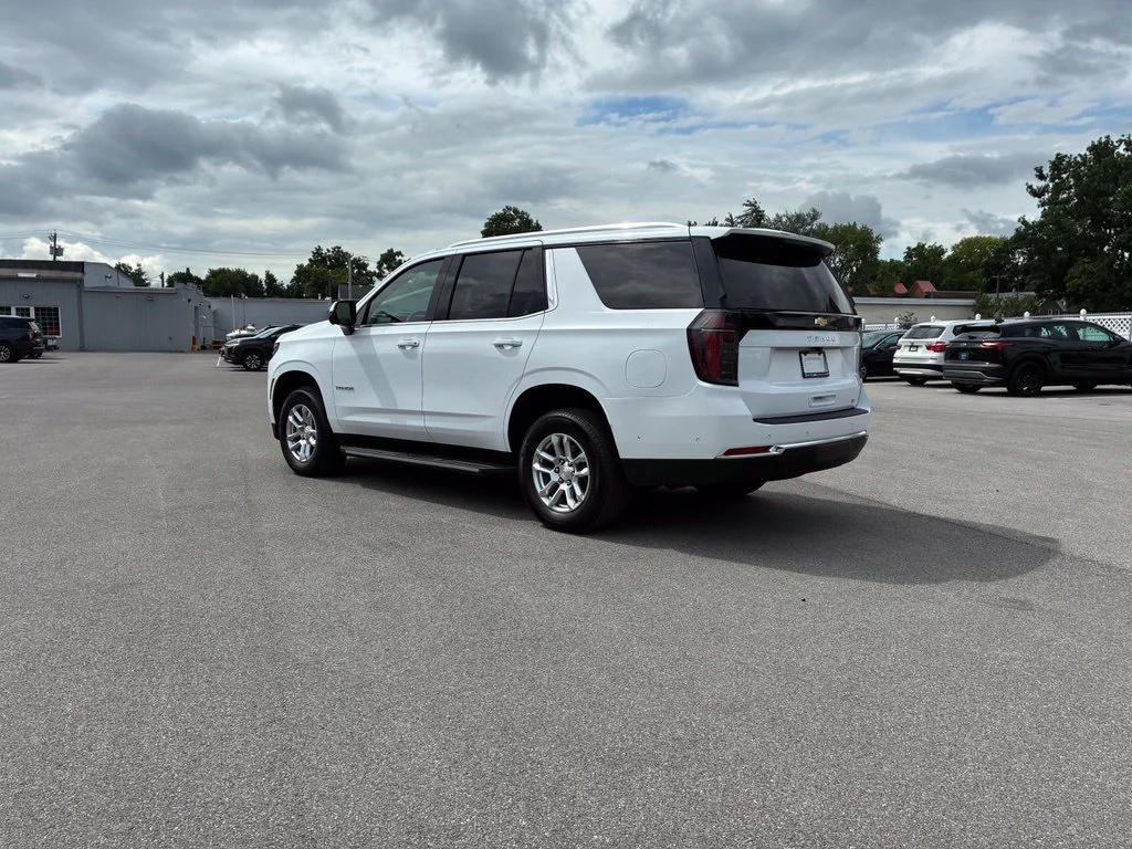Used 2025 Summit White Chevrolet LT image 71