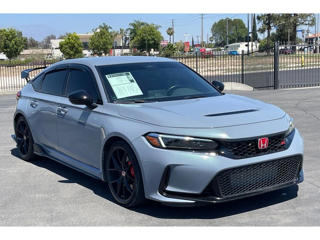 Used 2024 Sonic Gray Pearl Honda Base image 8