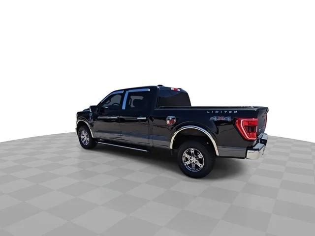 Used 2021 Agate Black Metallic Ford XLT image 6