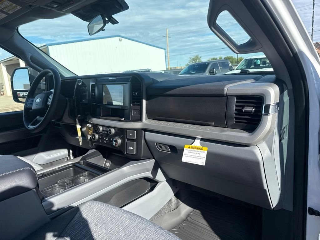 New 2026 White Ford XLT image 38