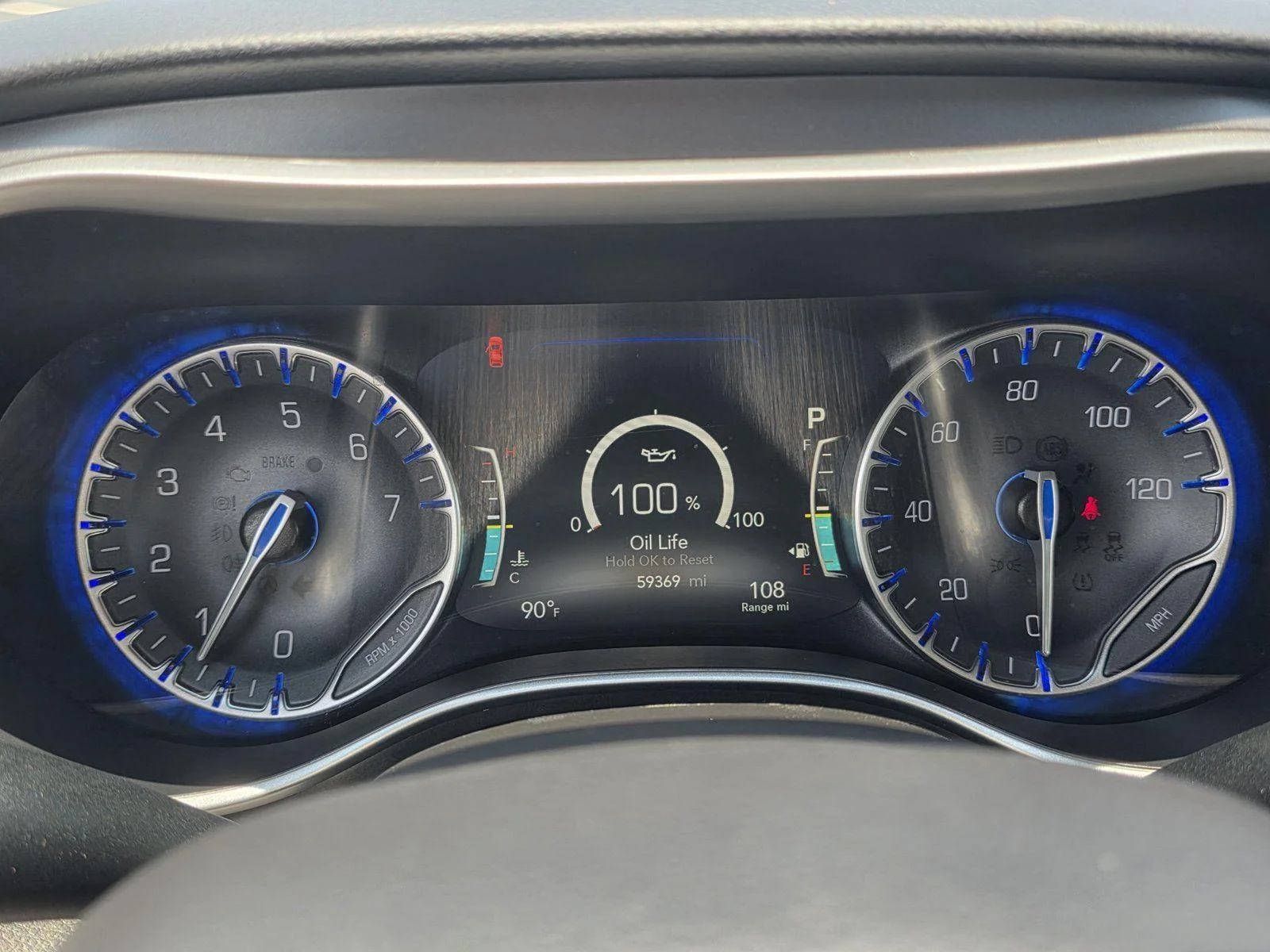Used 2024 Silver Mist Clearcoat Chrysler Touring L image 22