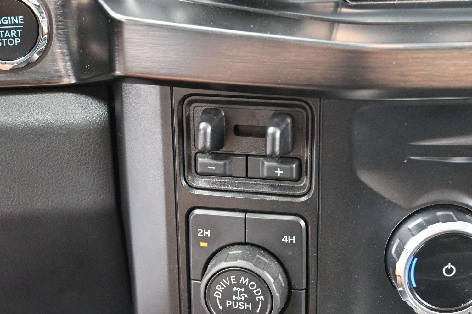 Used 2024 Glacier Gray Metallic Tri-coat Ford XL image 27