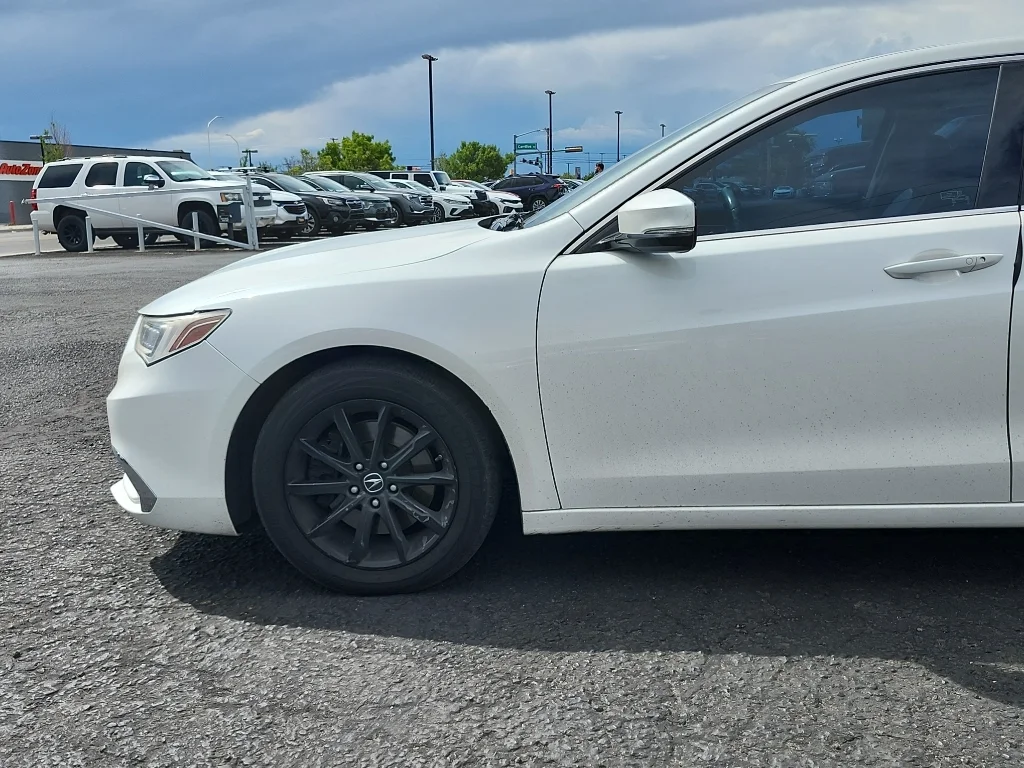 Used 2020 Platinum White Pearl Acura 2.4L (DCT) image 10