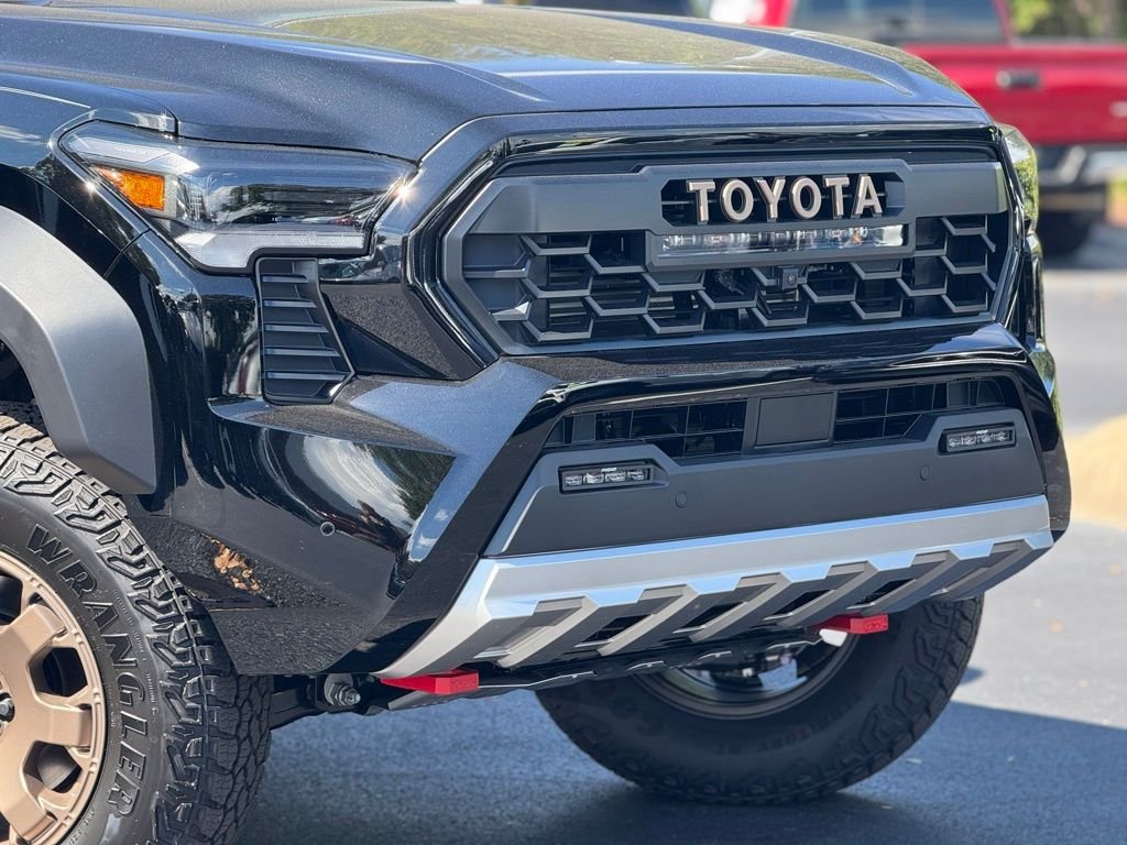 2025 Toyota Tacoma Trailhunter - Photo 4