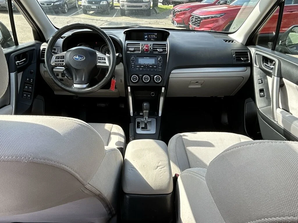 Used 2015 Dark Grey Metallic Subaru 2.5i Touring Package Local BC   Dilawri Certified image 28