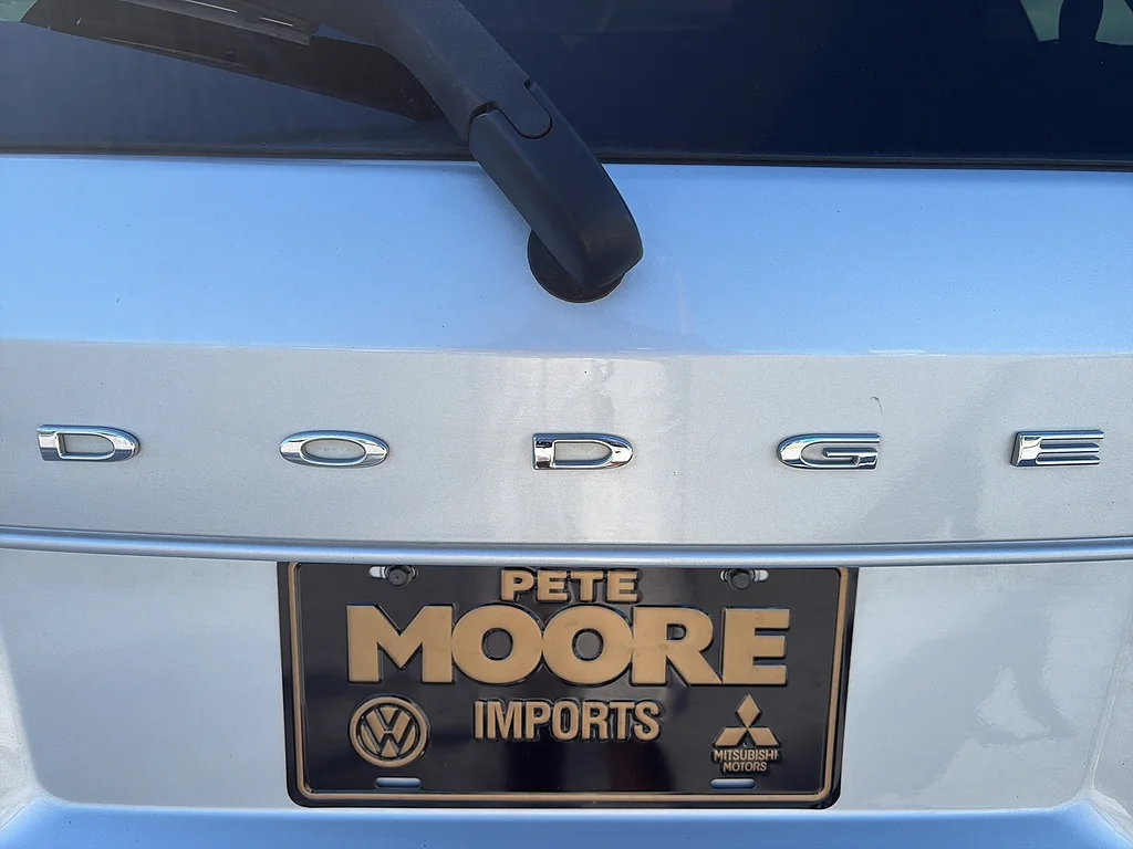 Used 2012 Bright Silver Metallic Clear Coat Dodge  image 11