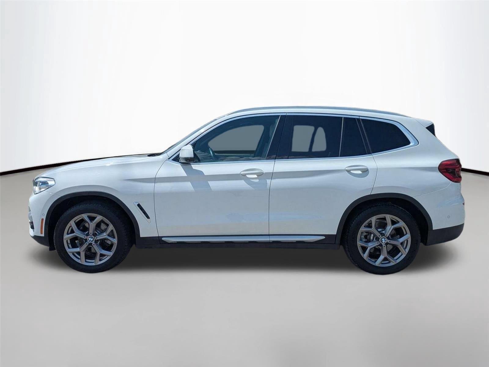 Used 2020 Alpine White BMW sDrive30i image 8
