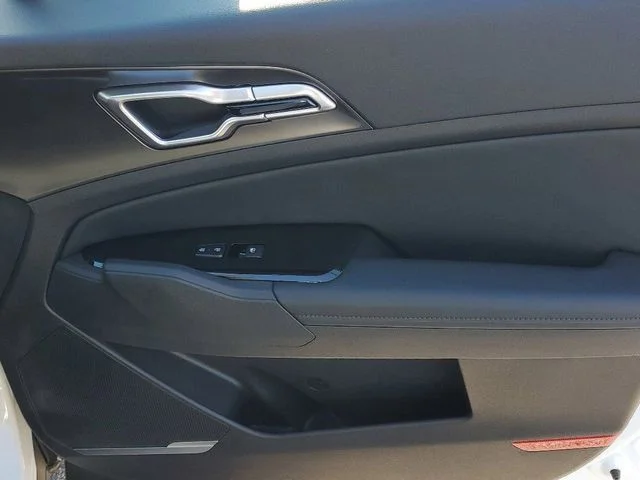 2025 Kia Sportage EX Hybrid - Photo 37