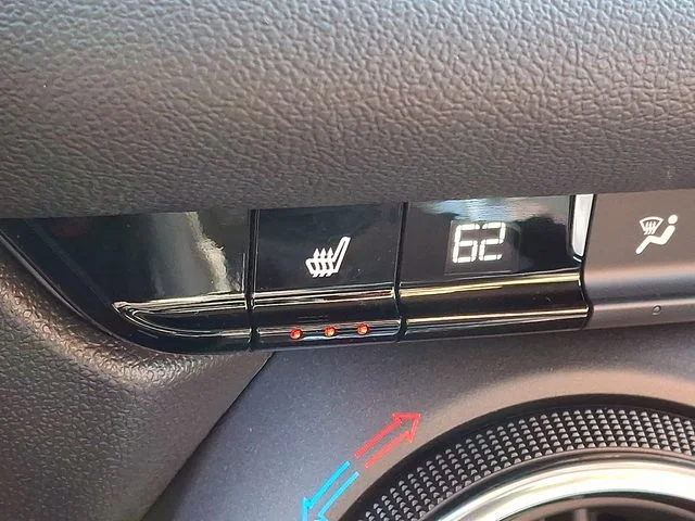 New 2026 White Chevrolet LT image 18