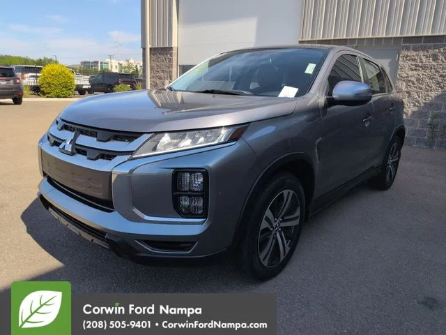 Used 2022 Mercury Gray Metallic Mitsubishi  image 7