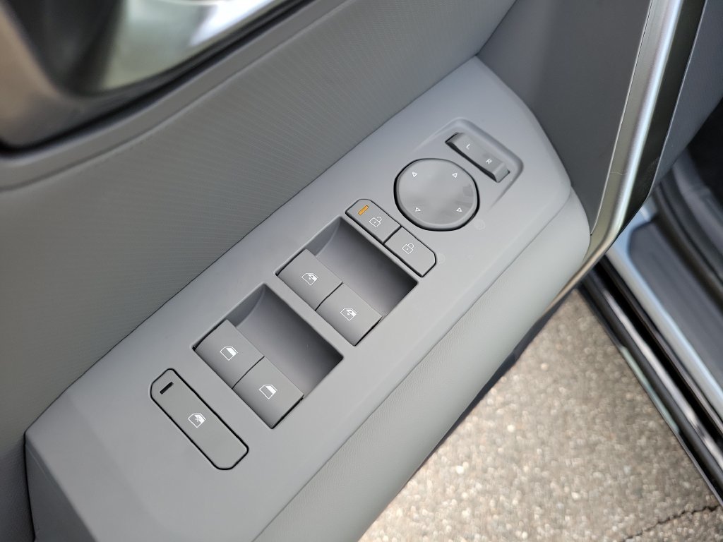 New 2027 Pale Gray Kia X-Line SX image 22