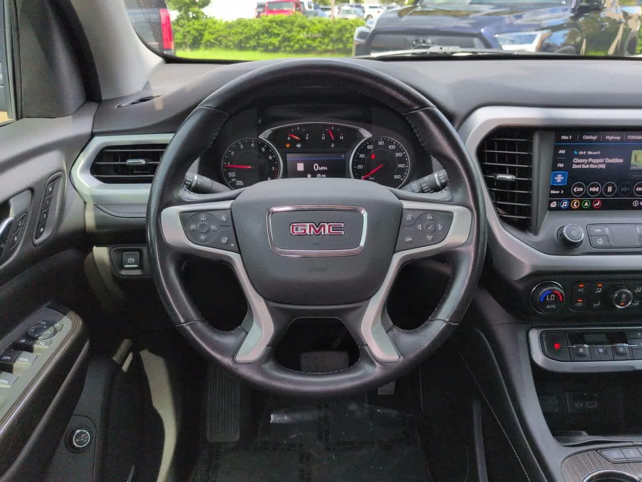2021 GMC Acadia SLT - Photo 16