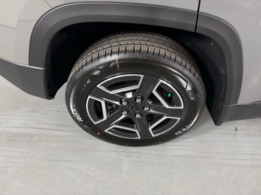 New 2026 Sting-Gray Clear-Coat Exterior Paint Jeep Laredo image 11