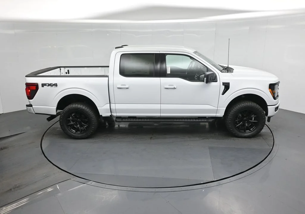 New 2026 White Ford XLT image 37