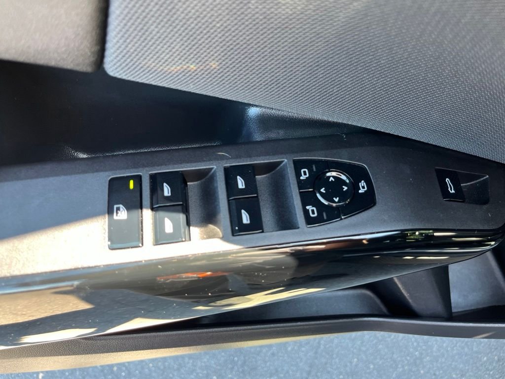 Used 2026 Dark Graphite Metallic BMW 30 xDrive image 10