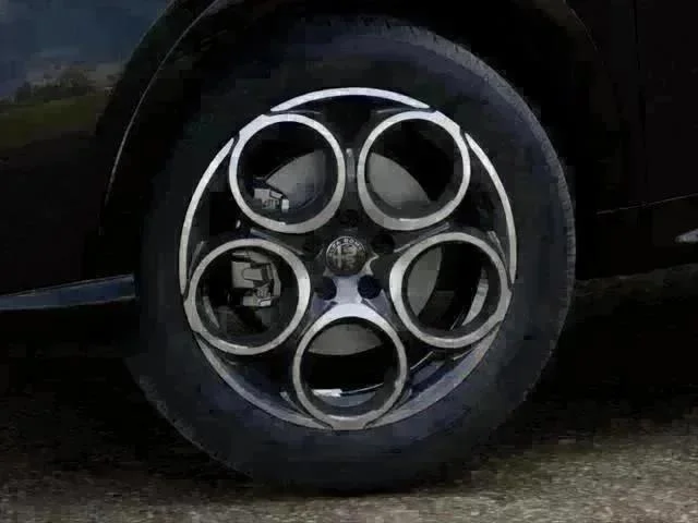 2026 Alfa Romeo Tonale Sprint - Photo 13