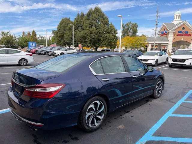Used 2016 Obsidian Blue Pearl Honda EX image 6
