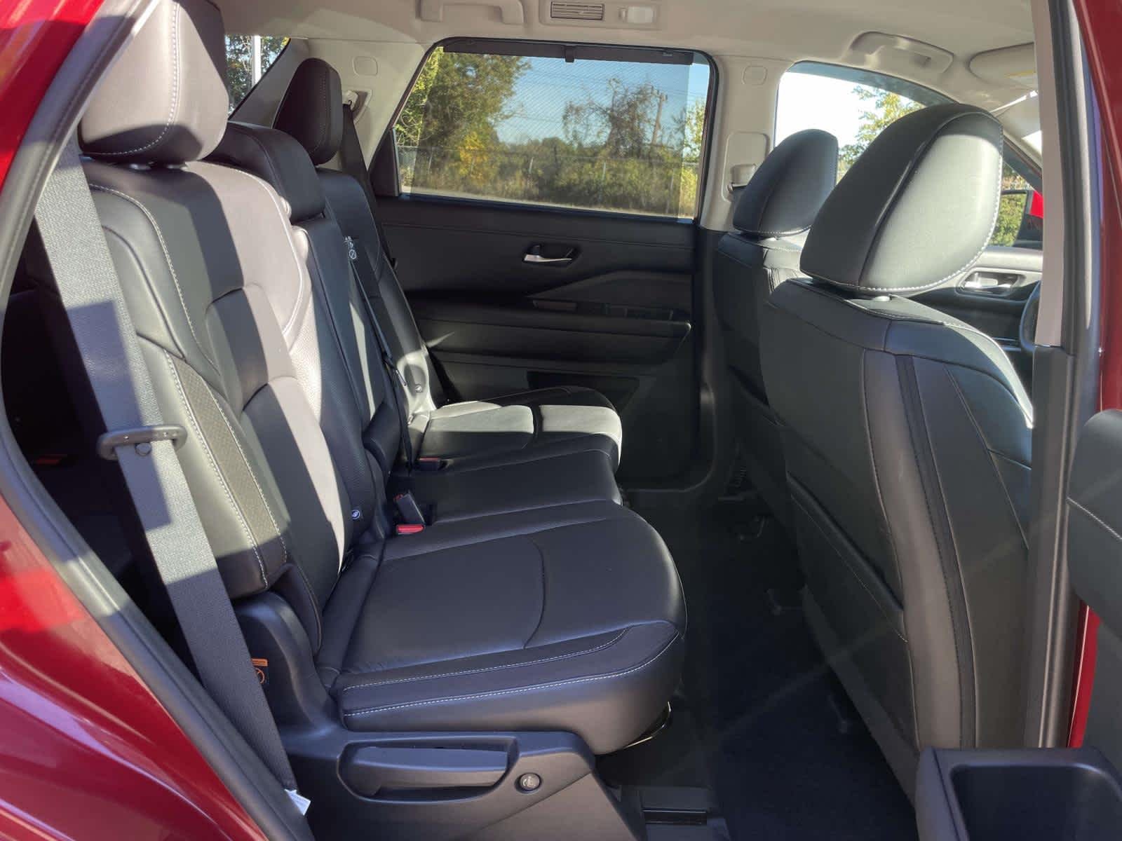 Certified Used 2023 Scarlet Ember Tintcoat Nissan SL image 27