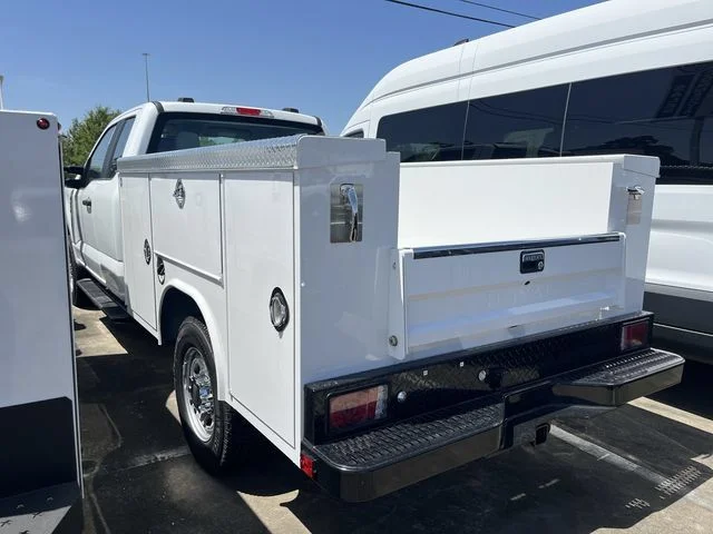 New 2026 Oxford White Ford F-250® XL image 3