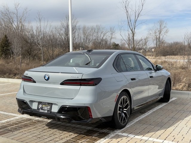 New 2025 Brooklyn Grey Metallic BMW 750e xDrive image 6