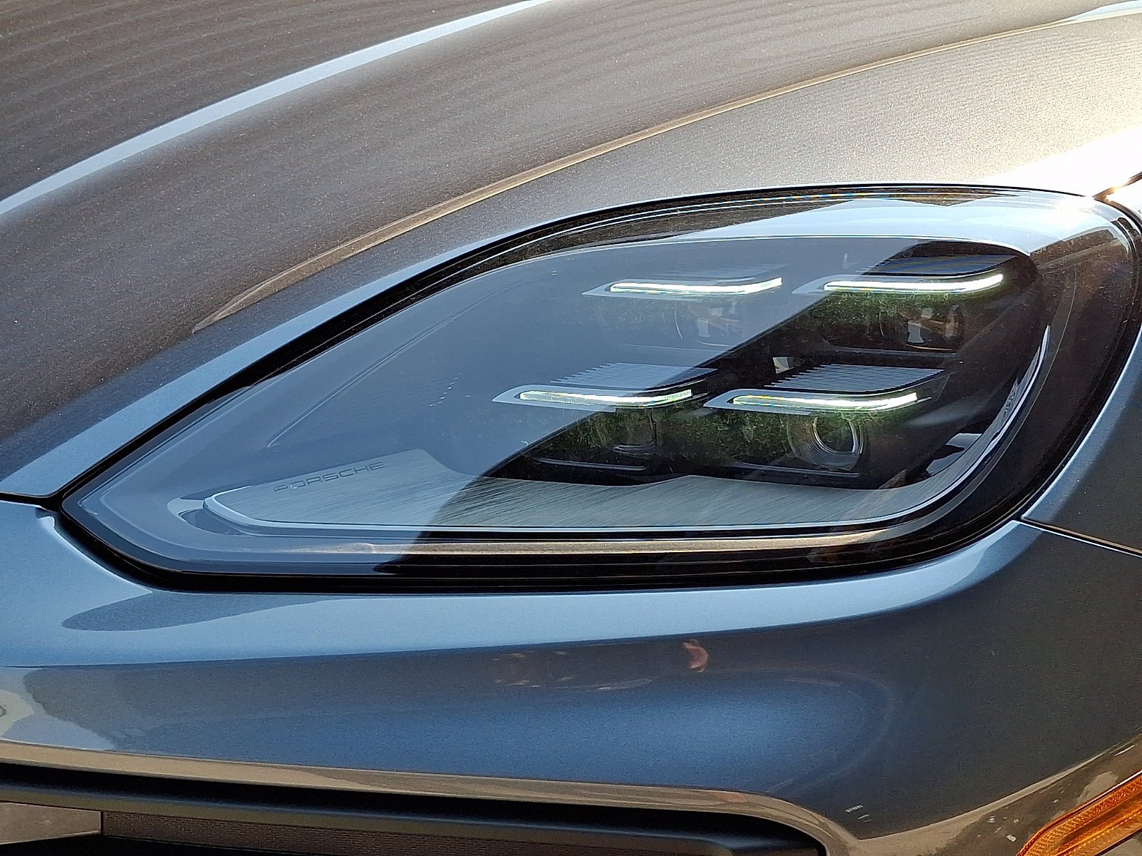 New 2026 Vanadium Grey Metallic Porsche S image 12