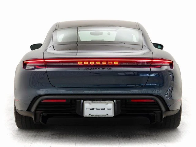 2025 Porsche Taycan GTS - Photo 38