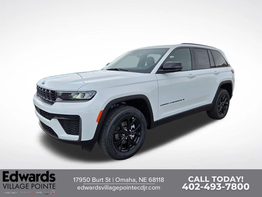 New 2026 Bright White Clear-Coat Exterior Paint Jeep Laredo Altitude image 7
