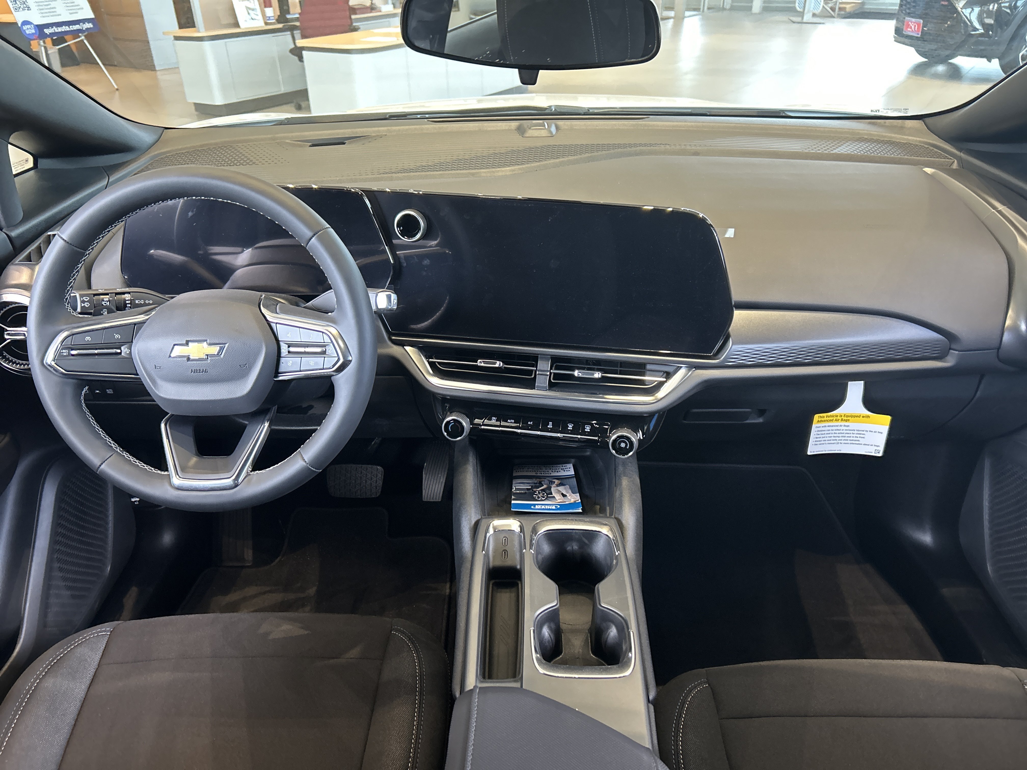 2026 Chevrolet Equinox EV 1LT - Photo 8
