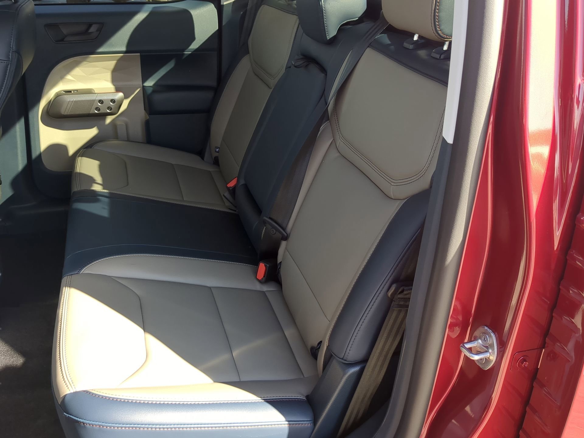 New 2026 Ruby Red Metallic Tinted Clearcoat Ford Lariat® image 44